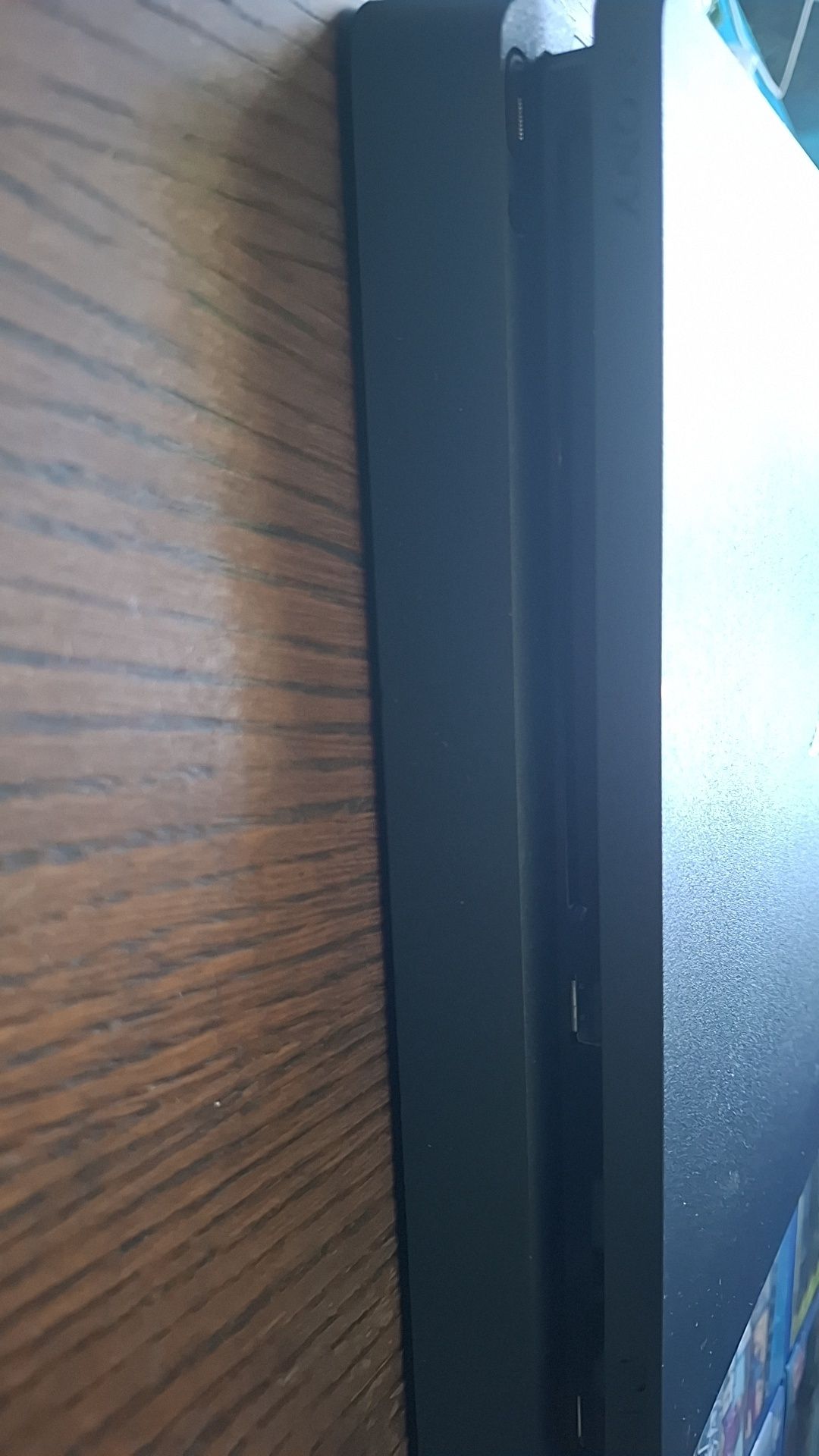 PS4 500GB + 10 gier + pad + oryginalne pudełko - gotowe do grania