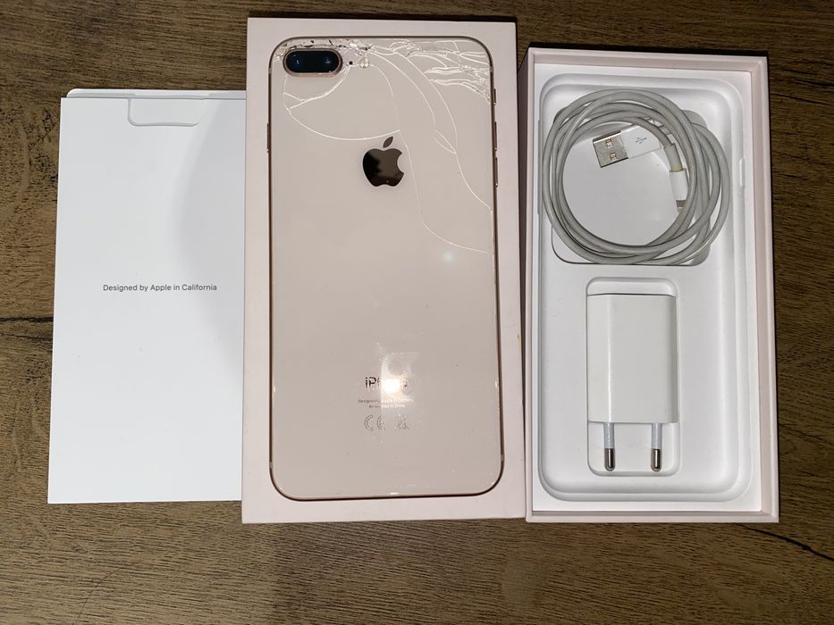 Iphone 8+ rose gold