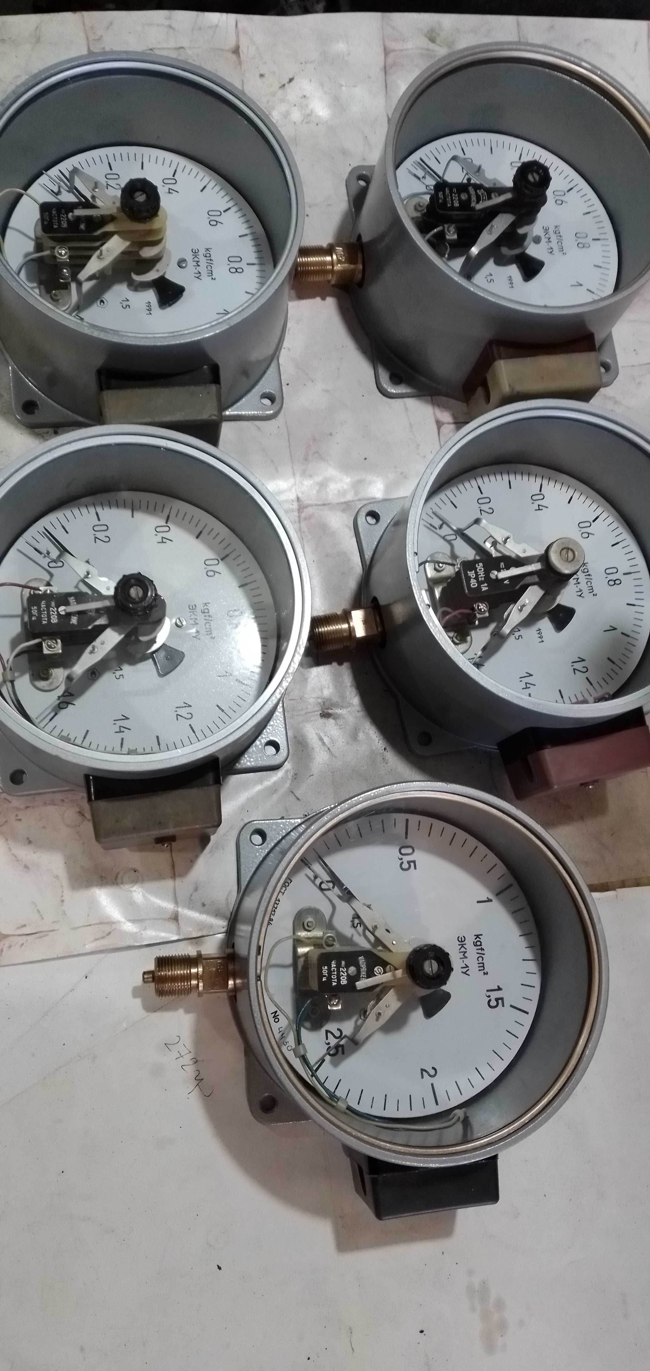 Продам манометр ЭКМ-1У-ЭКМ2У от -1кг до 1000кг.