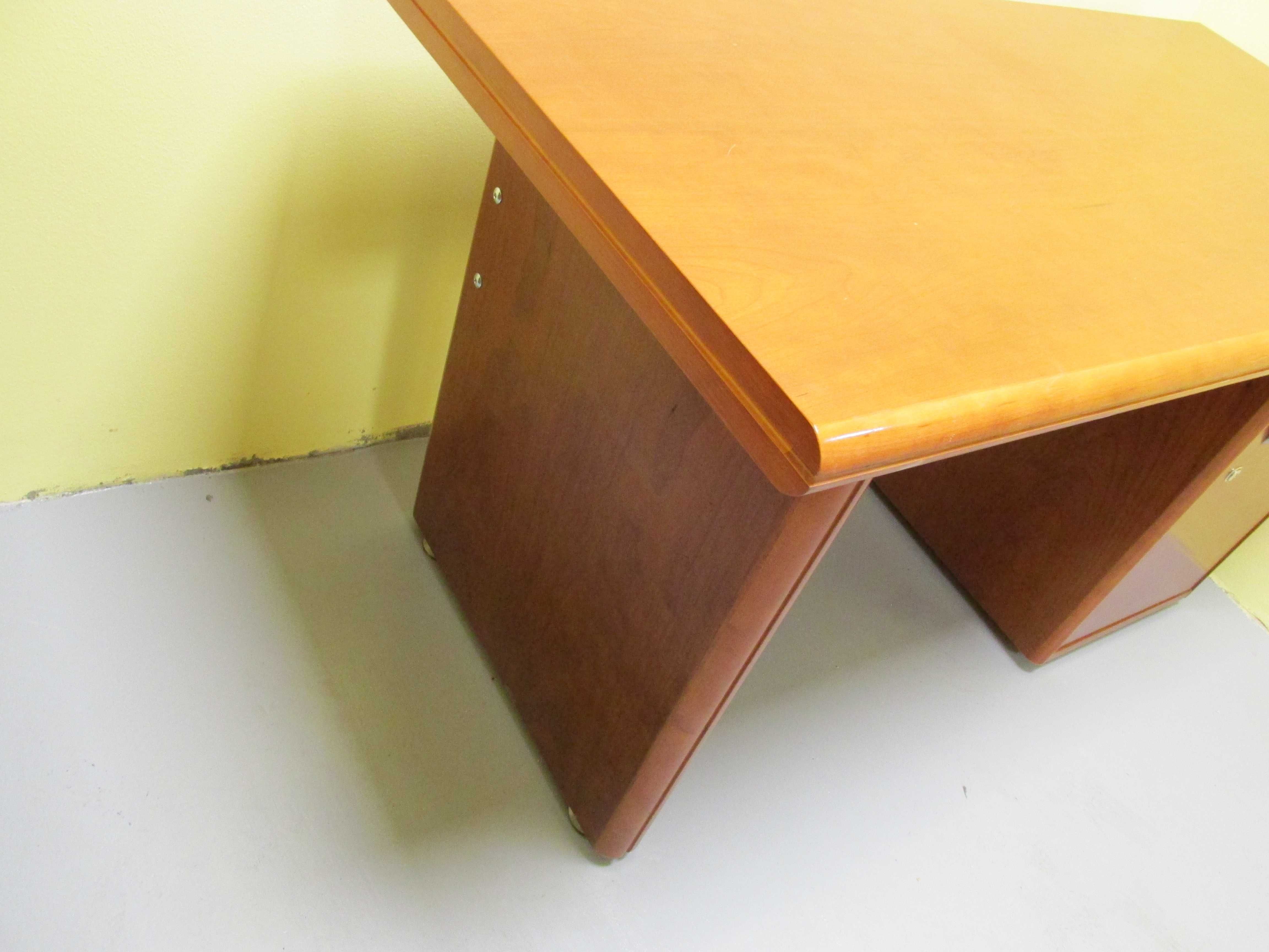 Solidne biurko  70x60x120