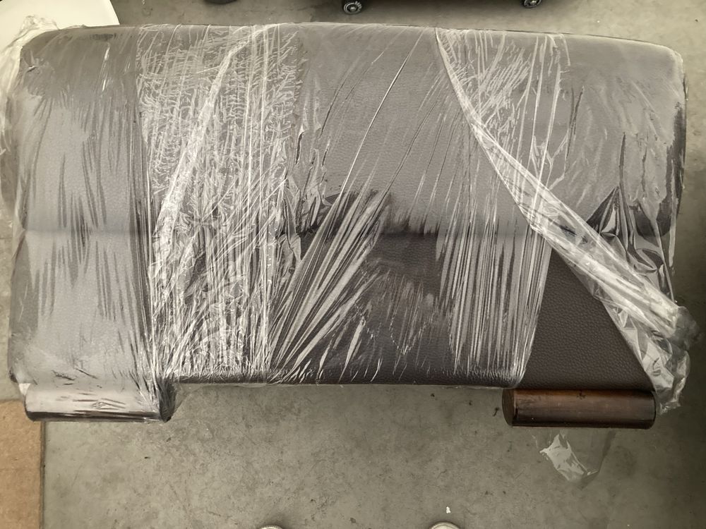 Puf castanho 60x70