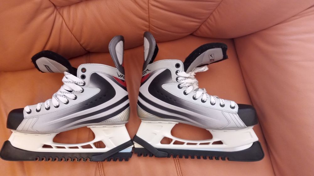 łyżwy Bauer Nice Vapor IX. Rozmiar 10.Wkładka 29cm.Jak nowe