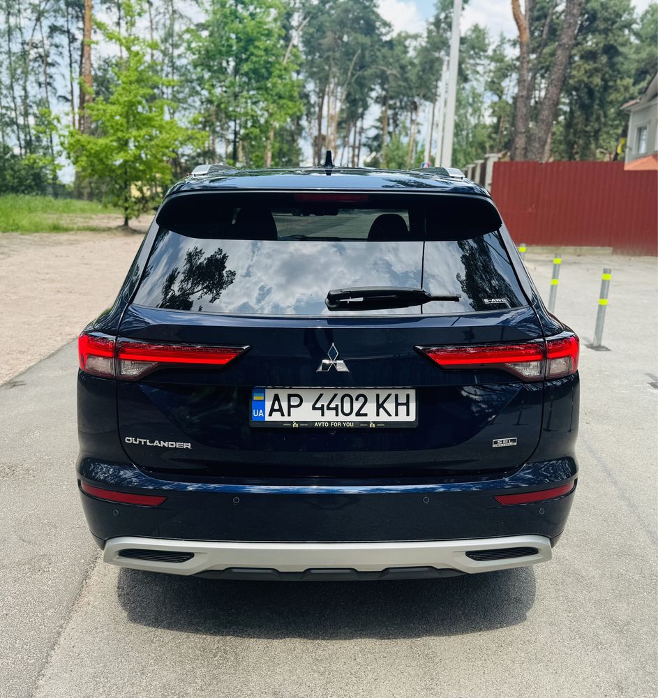 Продам Mitsubishi Outlander 2021 рік 2.5 Бензин SEL в ідеальному стані