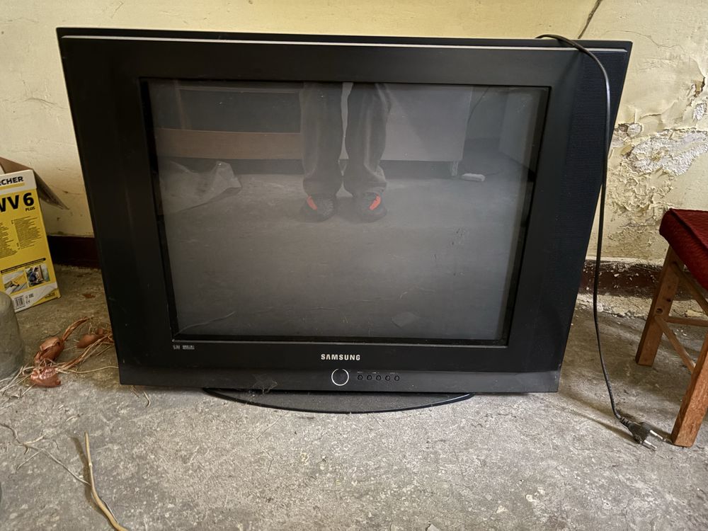 Telewizor samsung 32 cale kineskopowy