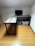 Secretária em L  – Espaçosa e Perfeita para Home Office - SEMI NOVA