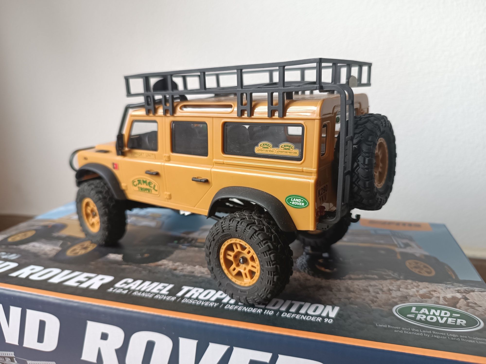Fms fcx24m defender 110 camel trophy
