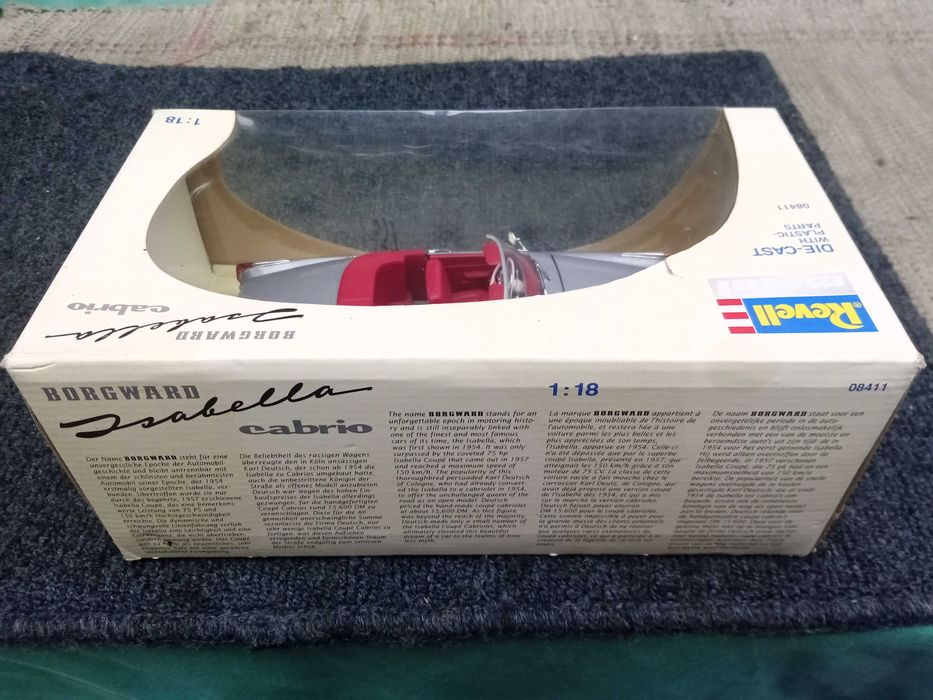 1/18 Borgward Isabella cabrio - Revell