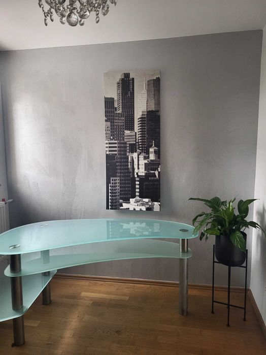 Sprzedam nowoczesny stolik szklany