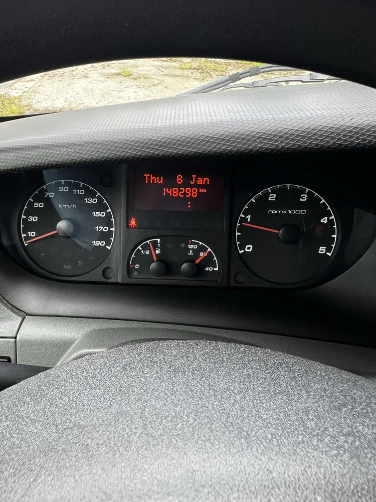 Iveco Daily kontener + winda Bliźniak