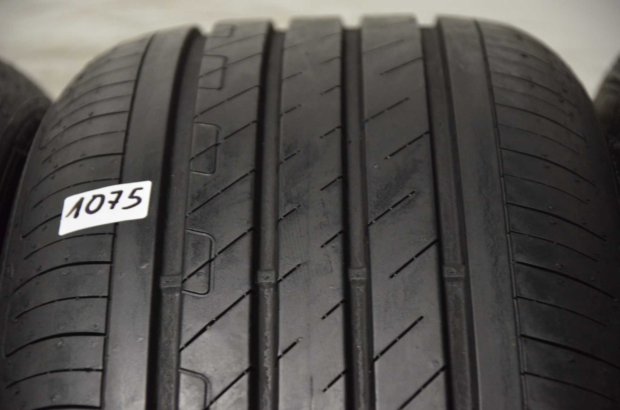 2022, 215/50 R18 Goodyear EfficientGrip Performance Komplet nr1075