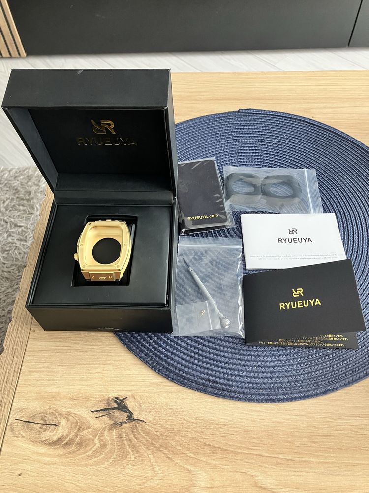 Zegarek / Etui RYUEUYA do Apple Watch 44–45 mm