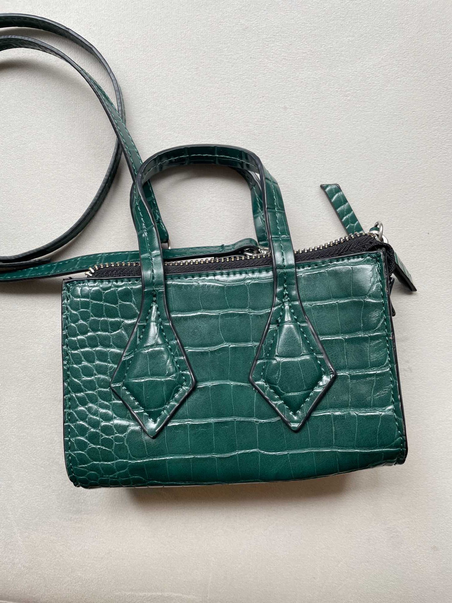 ZARA mini torebka damska zielona krokodyli deseń 2 komory pasek