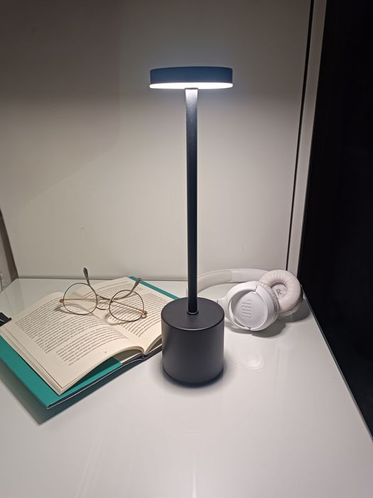 Candeeiro de Mesa Led