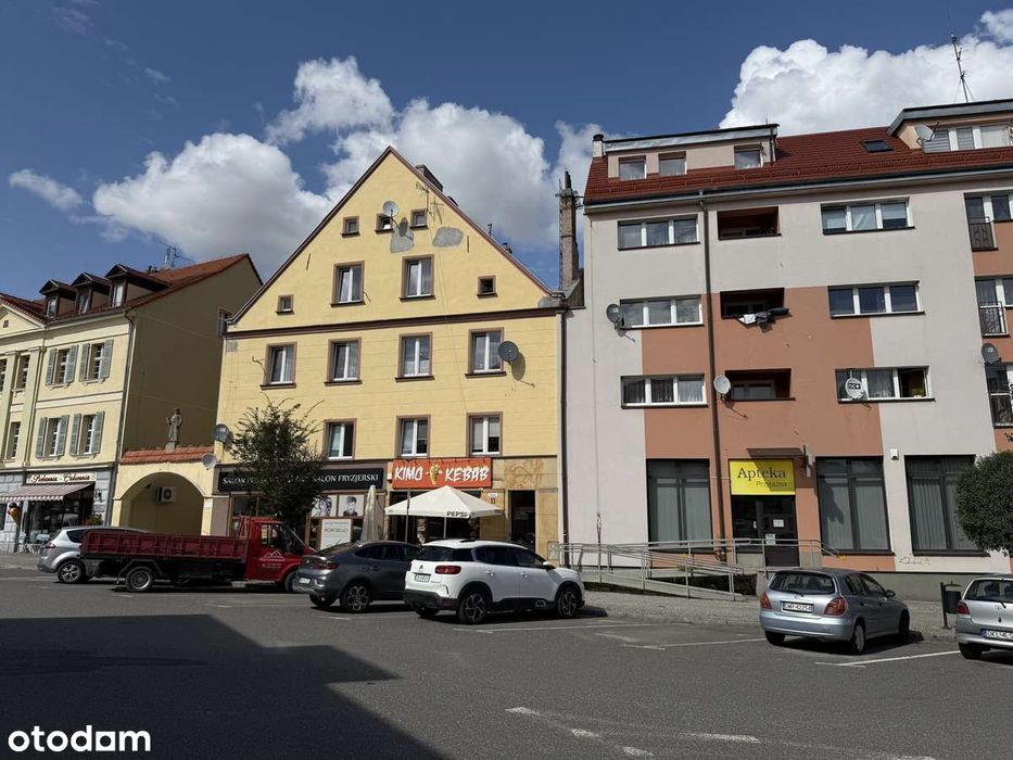 71 m2 słońca i możliwości - mieszkanie z potencjałem w sercu Sobótki