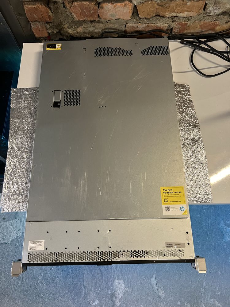 Сервер HP ProLiant DL 360 Xeon E5 2620 v3