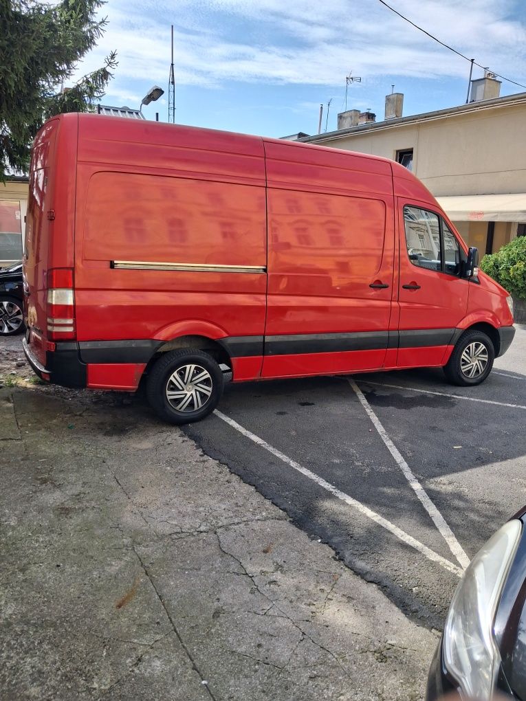 Samochód dostawczy  mercedes sprinter 2009r