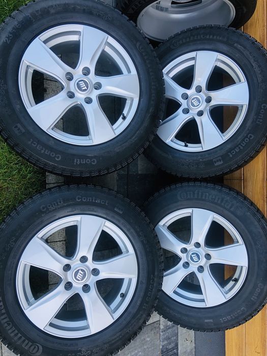 Koła zimowe  felgi 17 cali vw Amarok 5x120 opony 235/65/17