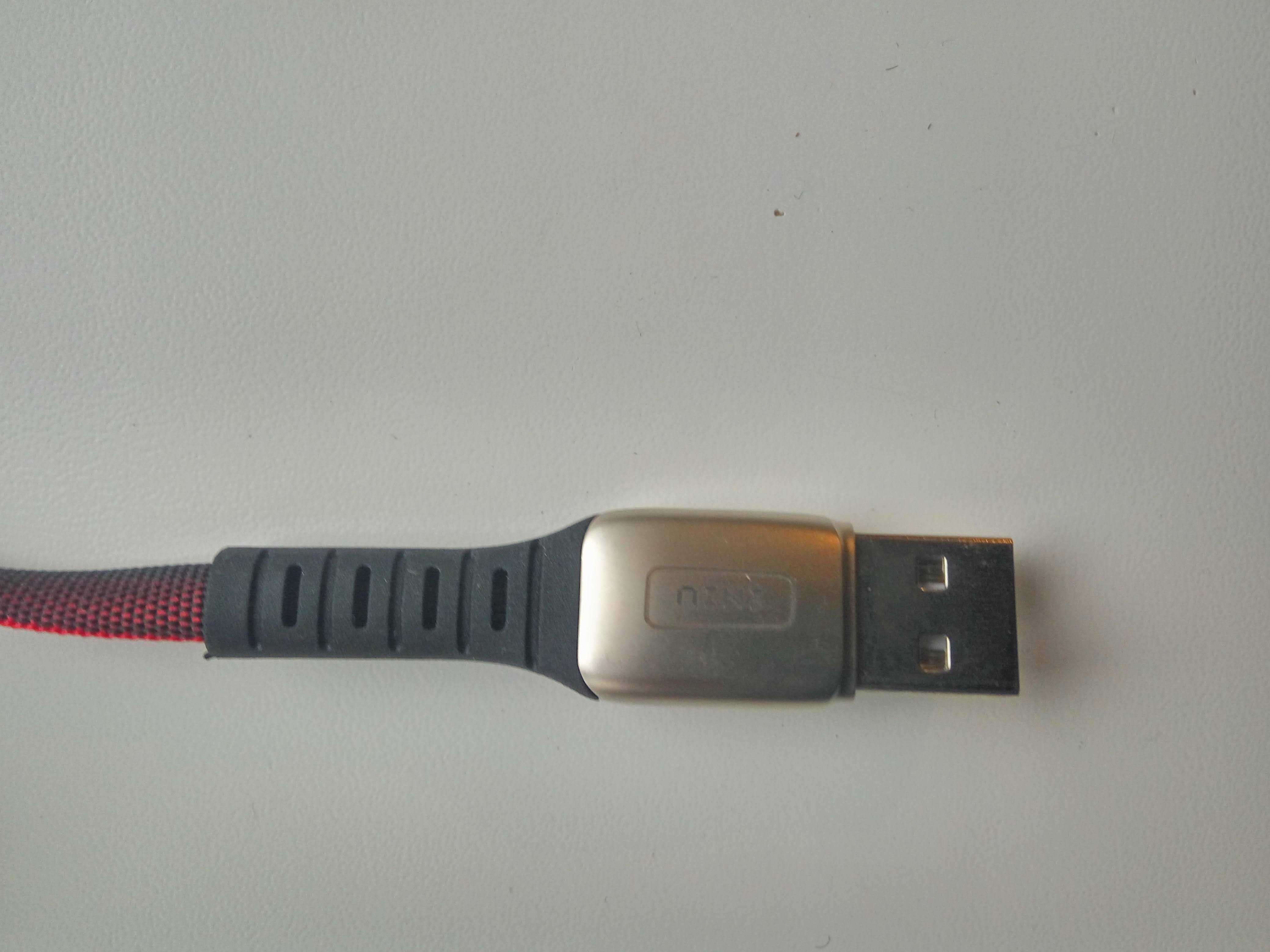 Кабель для зарядки смартфона INIU Usb -- Micro USB 3,1 А, длина 0,5 м.