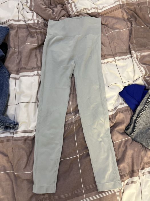 Джинси та лосини