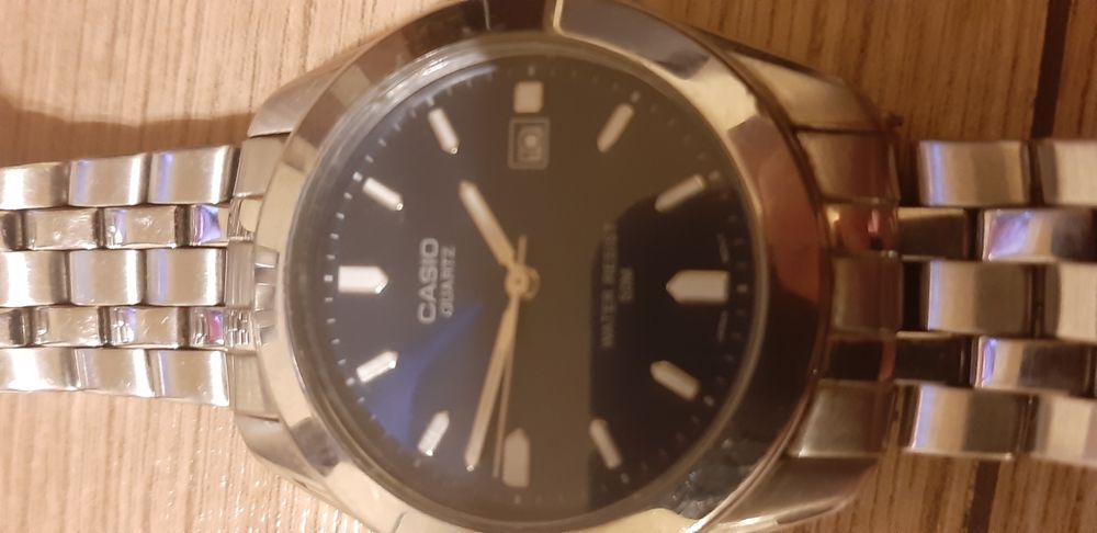 CASIO Zegarek.stan idealny