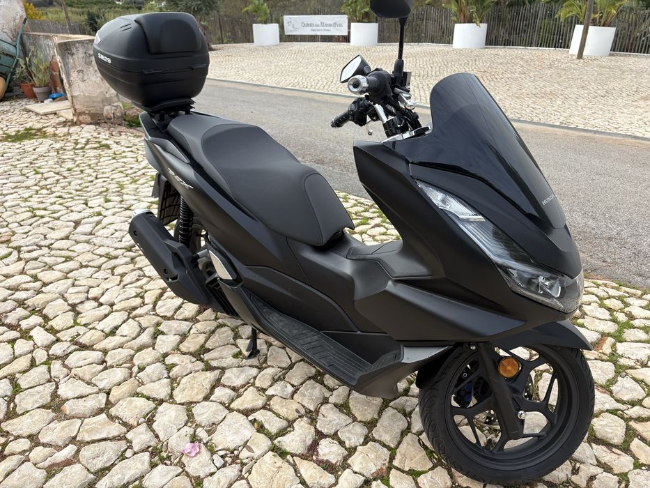Honda PCX 125 cor Preta como nova