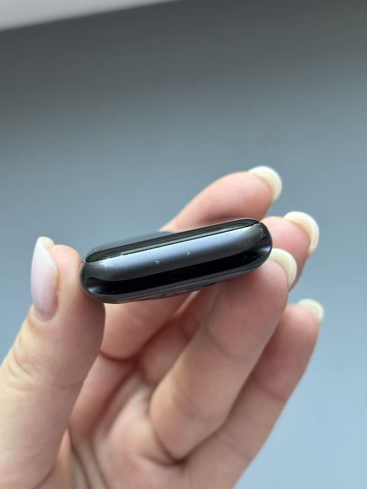 Apple watch SE (1 покоління)