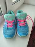 Бігові кросівки ASICS