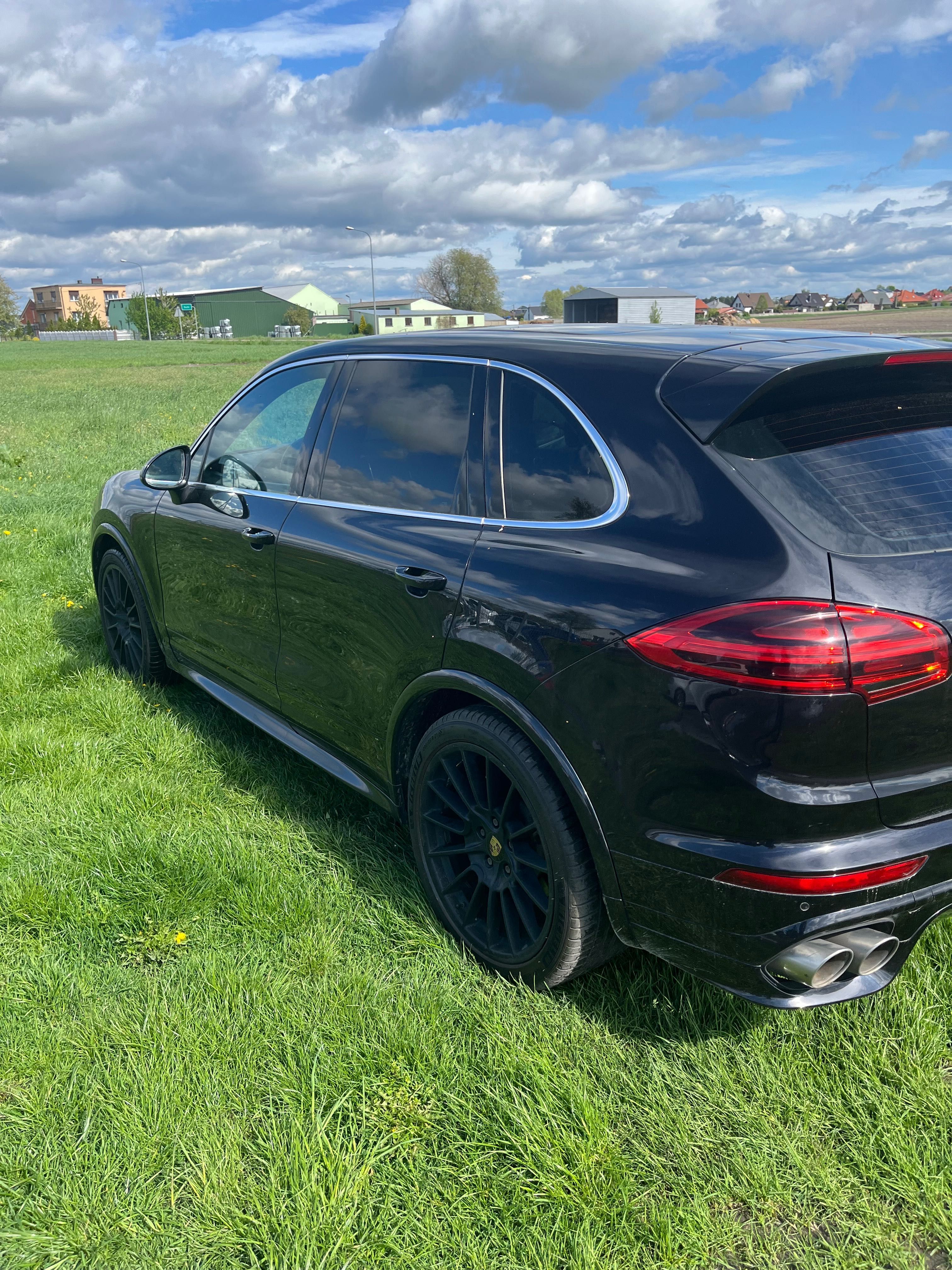 Porsche Cayenne 4.2 V8