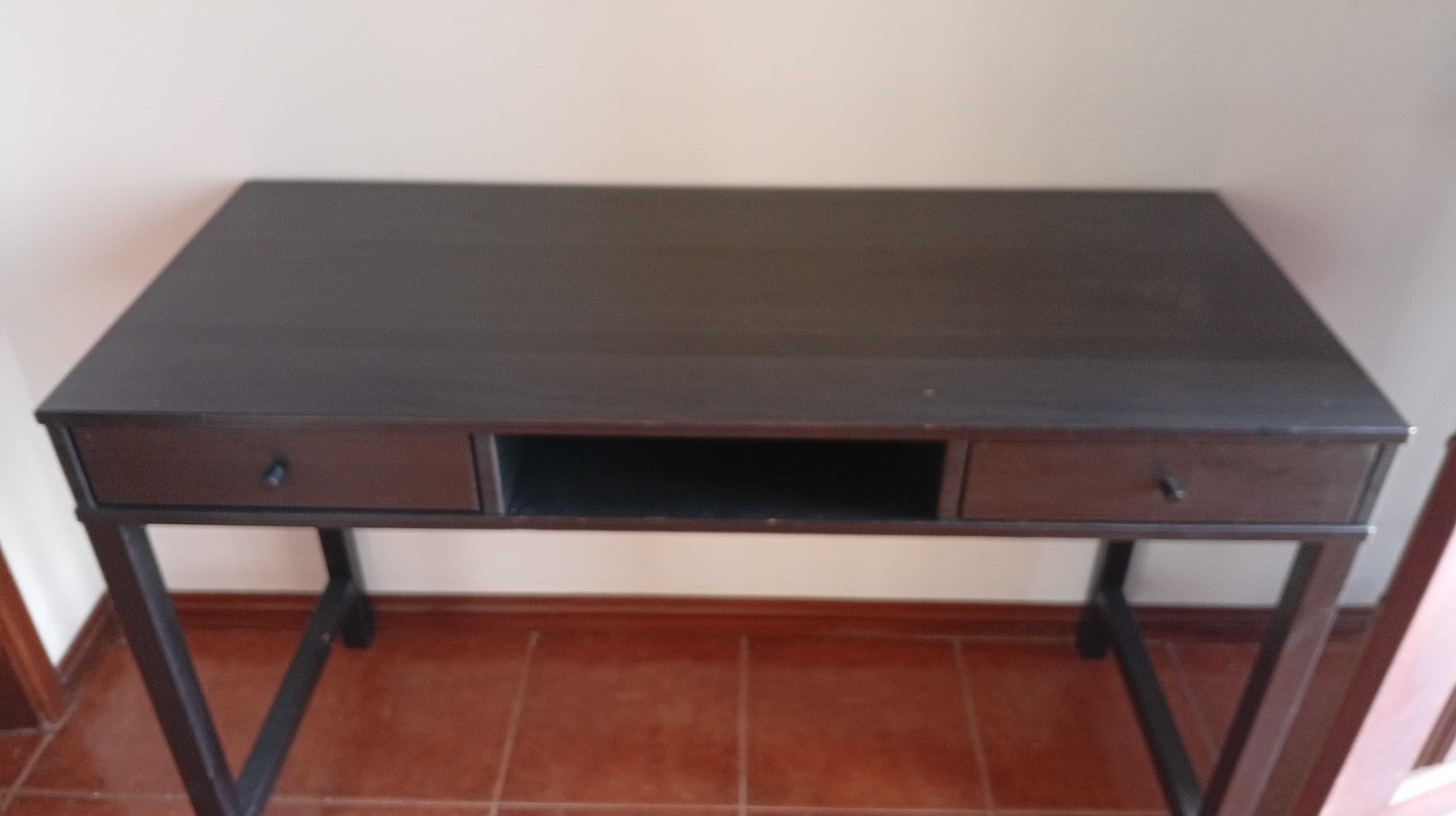 Secretaria Ikea Wengue