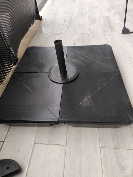 Base de suporte para chapéu de sol