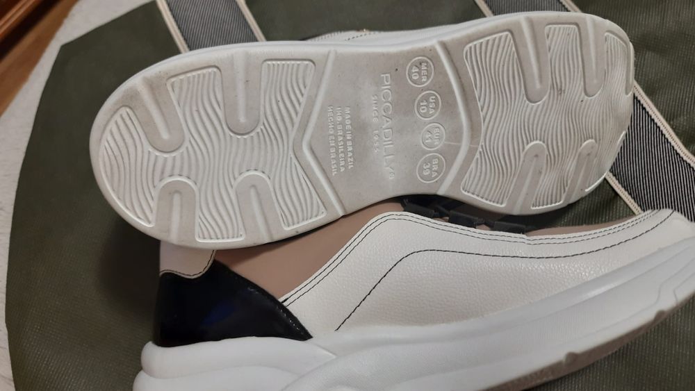 Tenis marca Piccadilly muito leve e confortavel