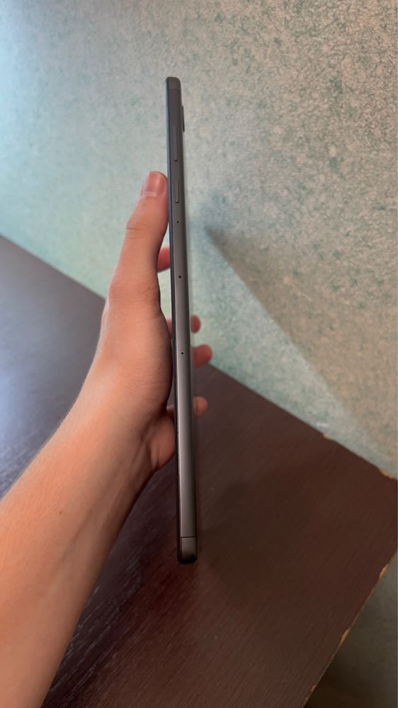 Lenovo Tab M10 FHD Plus 4/128 гб( є слот для сім-карти)