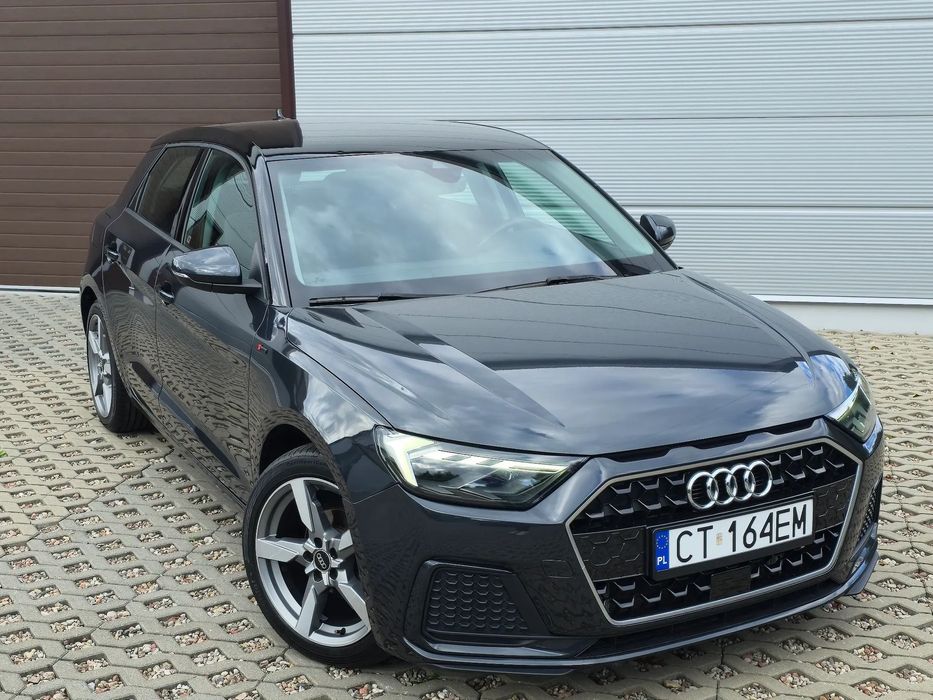 Audi A1 Sportback SLINE ! BOGATA WERSJA ** SERWIS ASO ** jak nowa ** automat