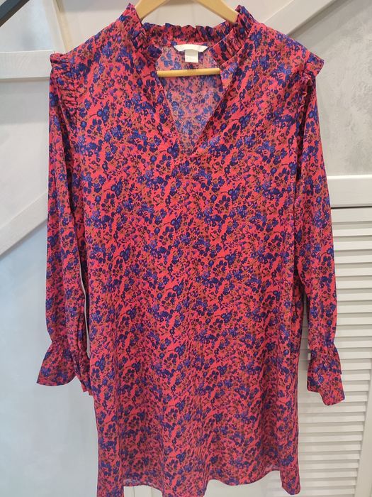 Класичне жіноче плаття