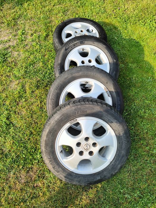 opony i felgi od Opel Zafira b