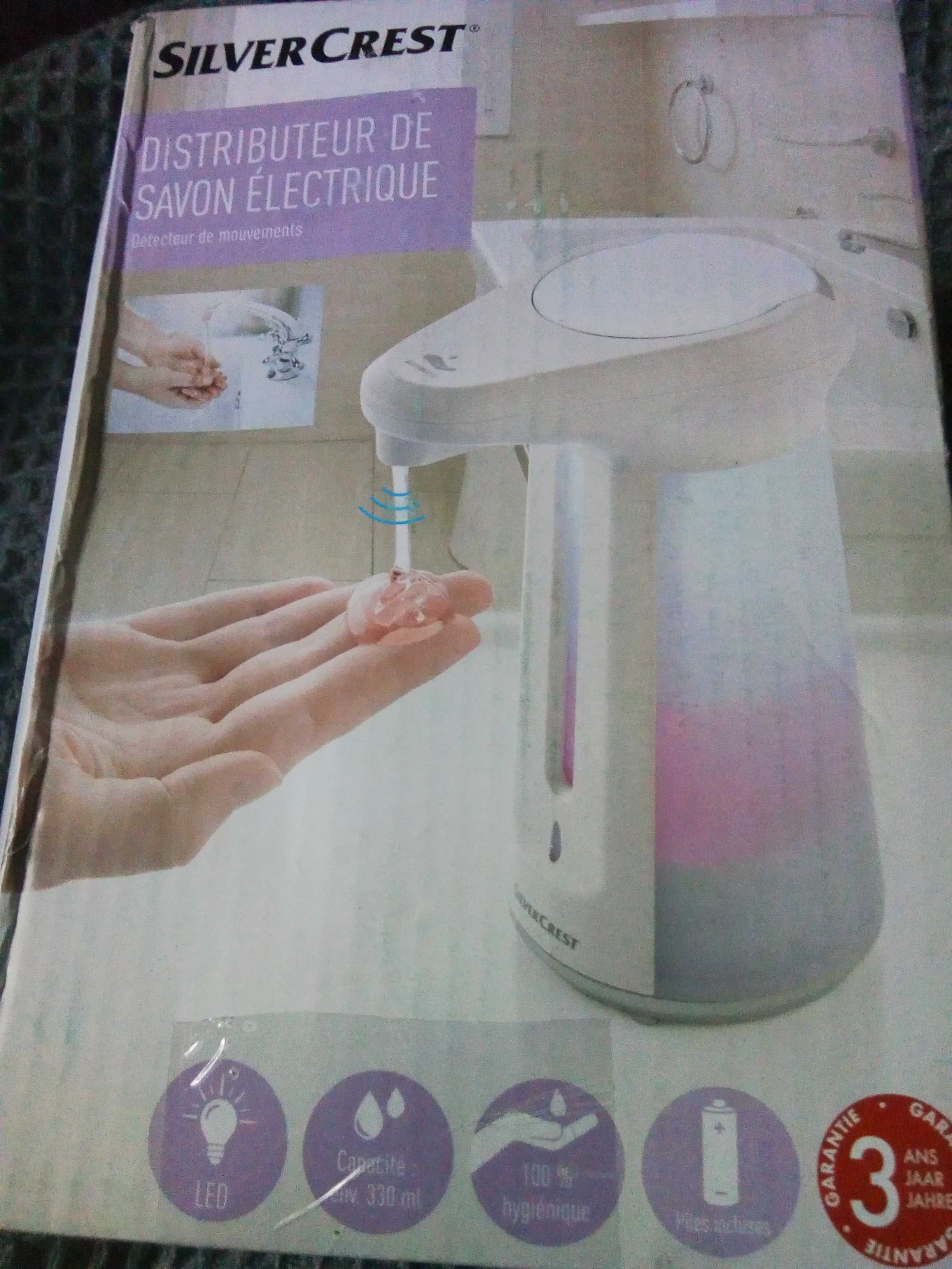 Дозатор для мыла сенсорный.
