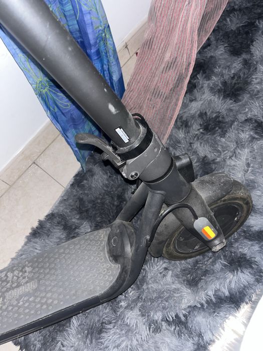 Trotinete eletrica F25E 2