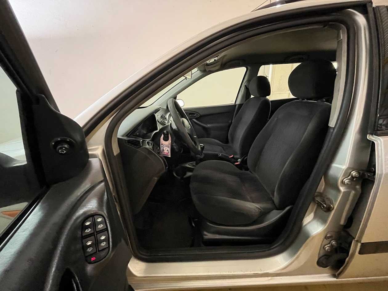 Ford Focus 1.8TDCI SW GUIA
