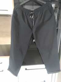 Świetne, czarne spodnie materiałowe, damskie, rozmiar 50/52