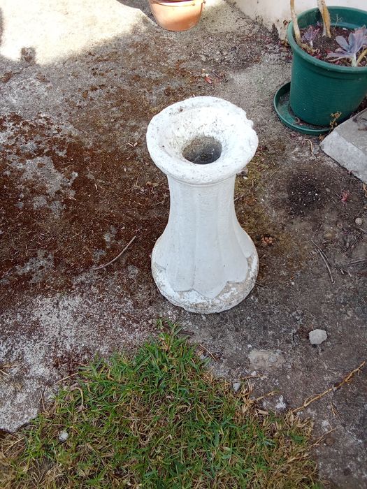 Coluna de jardim.