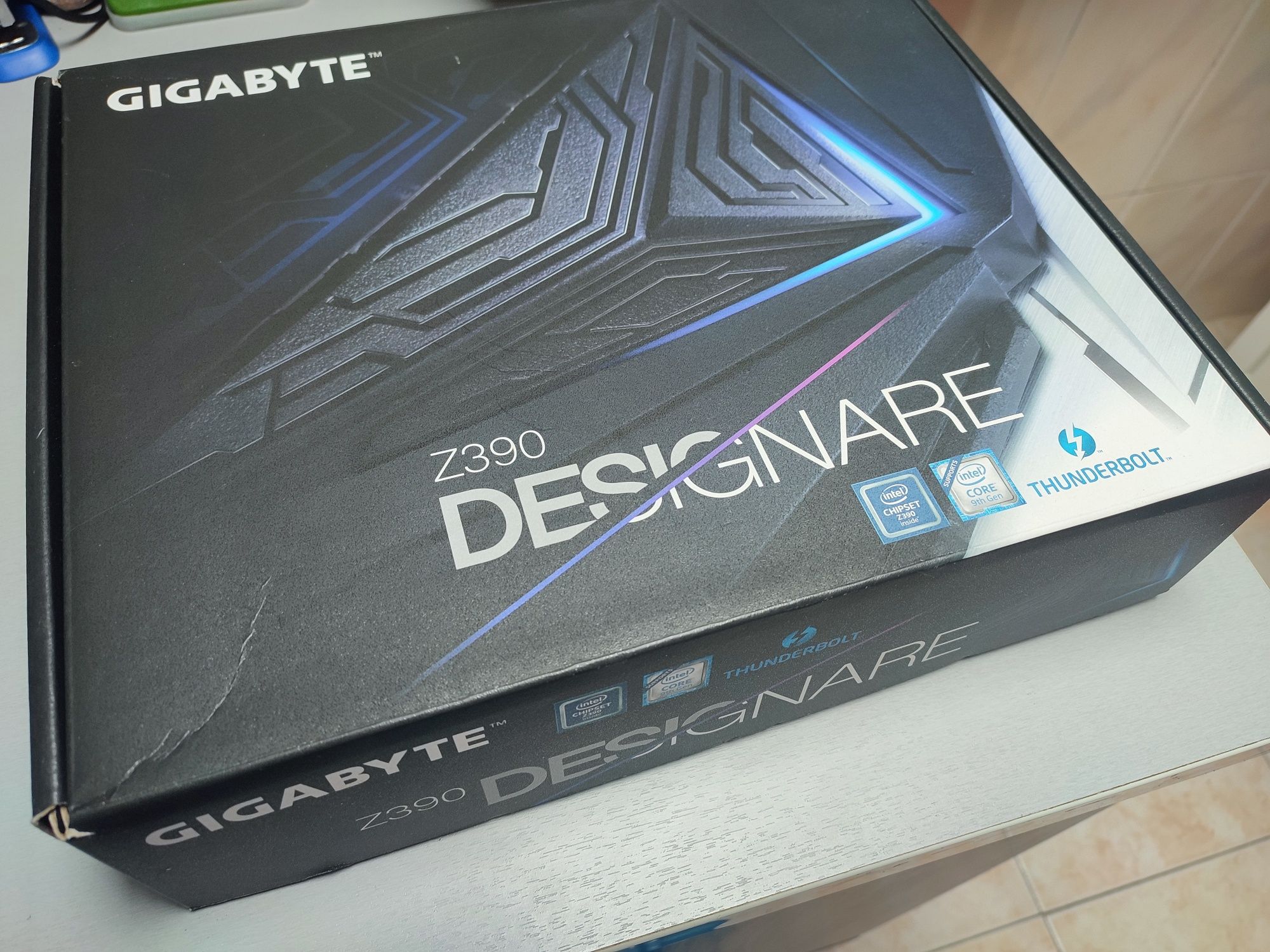 Z390 Designare Gigabyte