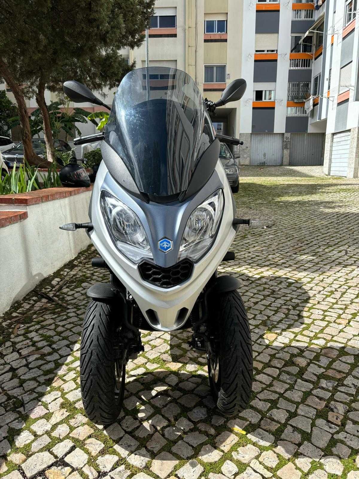 Piaggio mp3 300cc hpe