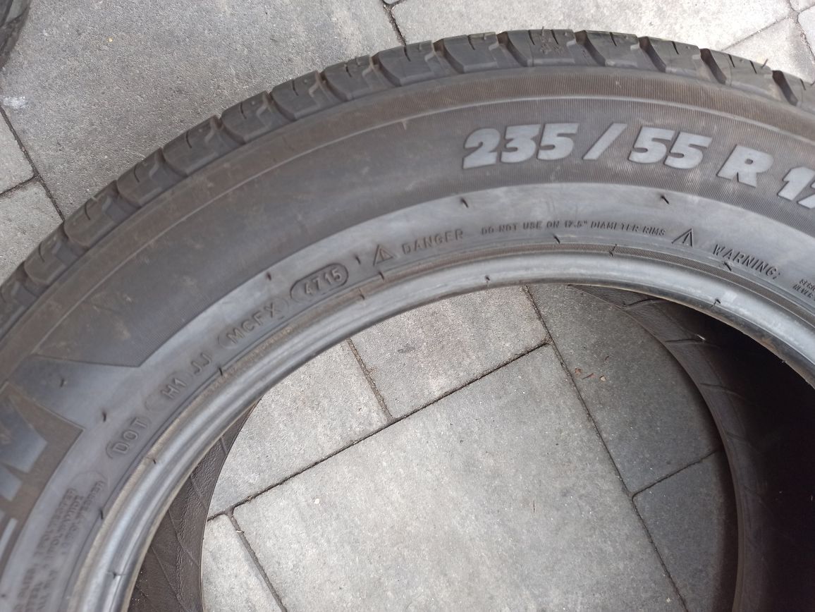 Продам ОДНО колесо 235/55 R17 Michelin Latitude Tour HP