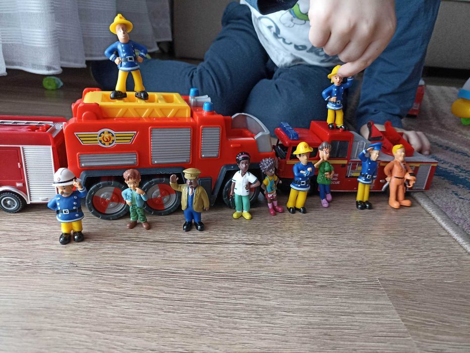 Figurki Strażak Sam 12 sztuk Nowe 31725