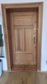 Stare niemieckie drzwi z ościeżami