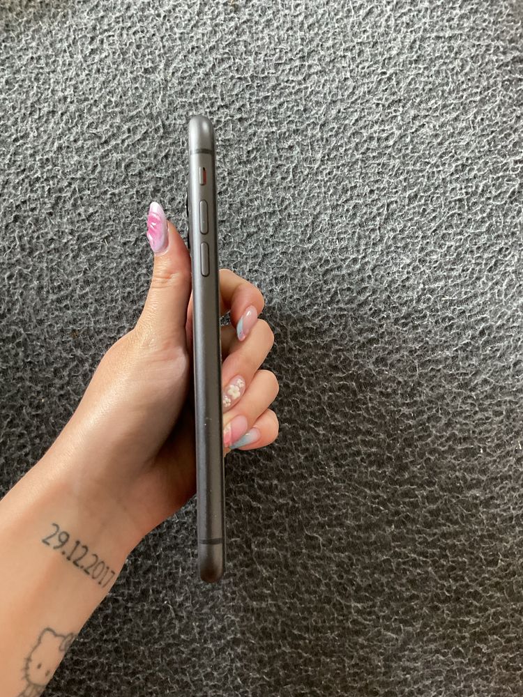 Iphone 11 stan dobry