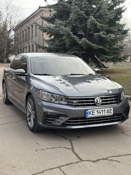 Volkswagen Passat B8 R-line 2017 рік