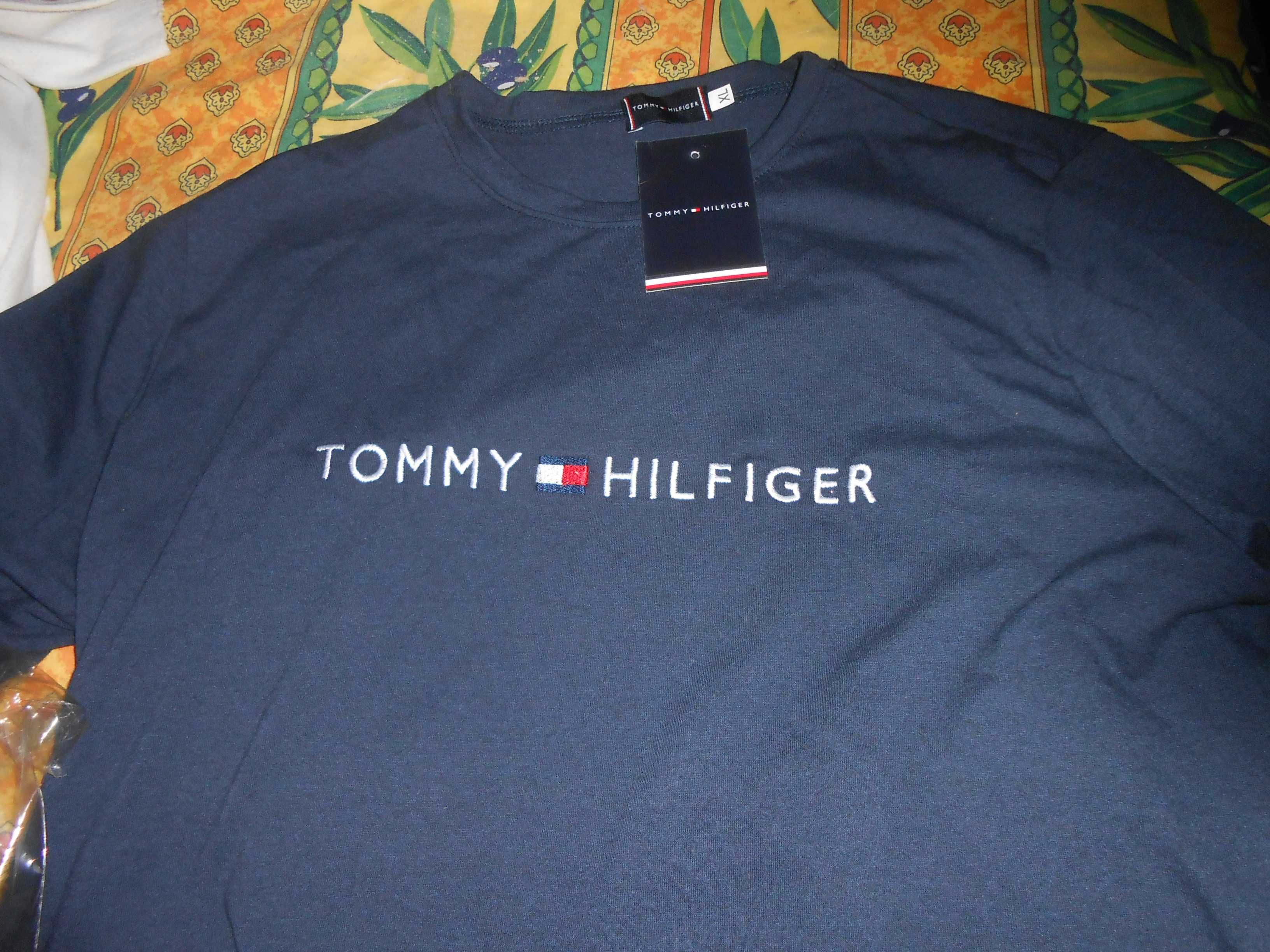 Tee shirt Tommy Hilfiger tamanho XL nova
