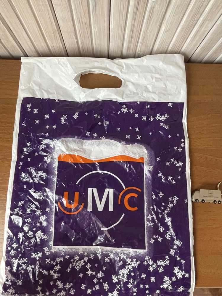 Брелок + пакет UMC