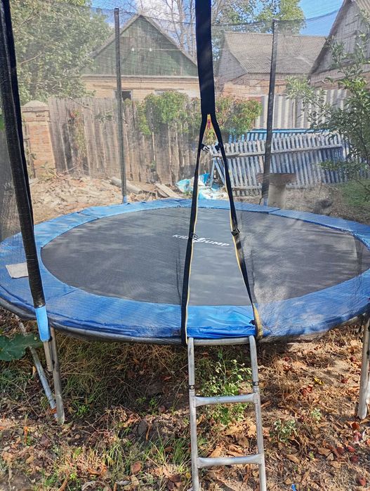 Продам великий батут